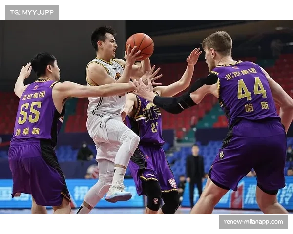 防守效率成强队标志 山东场均抢断11.5次排名第一